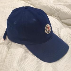 Excellent condition moncler navy strapback hat
